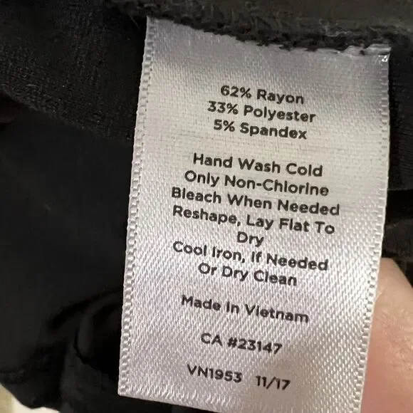 Talbots Black Dress with White Ruffle Trim Cap Sleeve Size 8 Petite - Picture 5 of 6